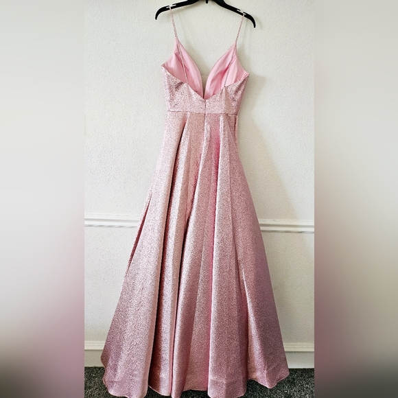 Ashley Lauren Metallic Brocade Pink Ball Gown - Size 8 - Picture 5 of 9